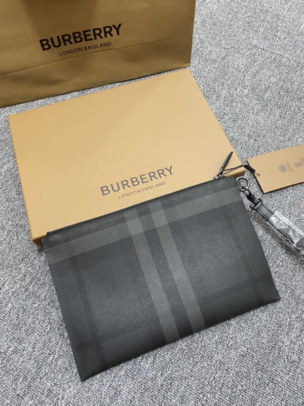 Burberry Charcoal Check Large Zip Pouch - Black - Image 5