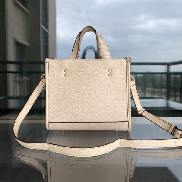 Coach Snoopy Versatile Handbag - White - Image 5